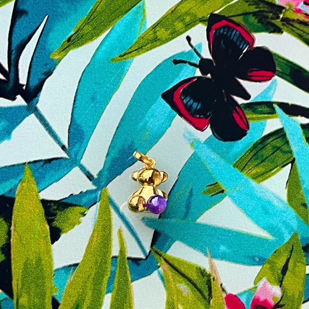 Silver vermeil Bold Bear pendant with amethyst